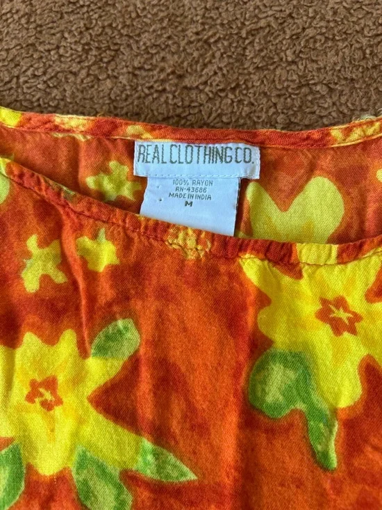 Vintage Floral Sleeveless Rayon Dress by Real Clothing Co. - Picture 2 of 3